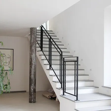 Waterfront Balcony I Grani 1 Style Apartment *